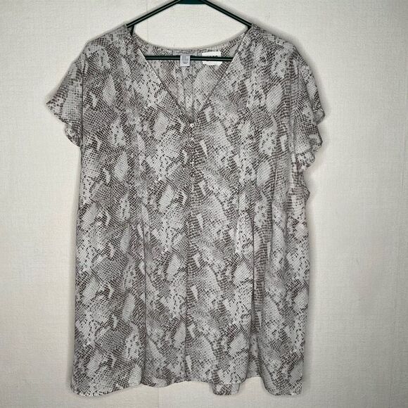 Carolina Belle Blouse Women Plus 3X Animal Print Snakeskin V-Neck Flutter Sleeve - Picture 2 of 9